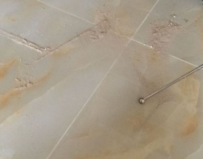 梁园瓷砖空鼓维修公司分享粘合剂选择不当在瓷砖铺贴过程中可能导致以下问题